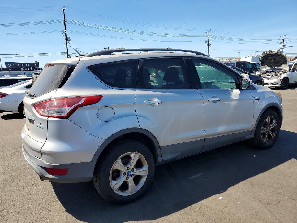 46402786 :رقم المزاد ، 1FMCU0GX5DUB17829 vin ، 2013 Ford Escape مزاد بيع