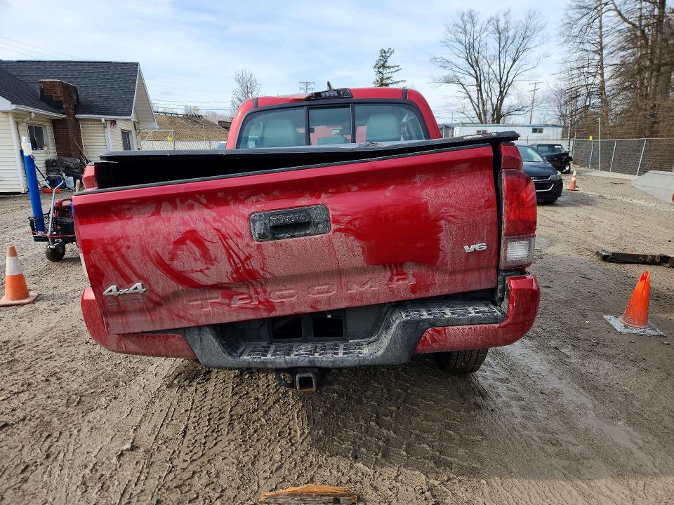 79990525 :رقم المزاد ، 3TMCZ5AN8JM173337 vin ، 2018 Toyota Tacoma مزاد بيع