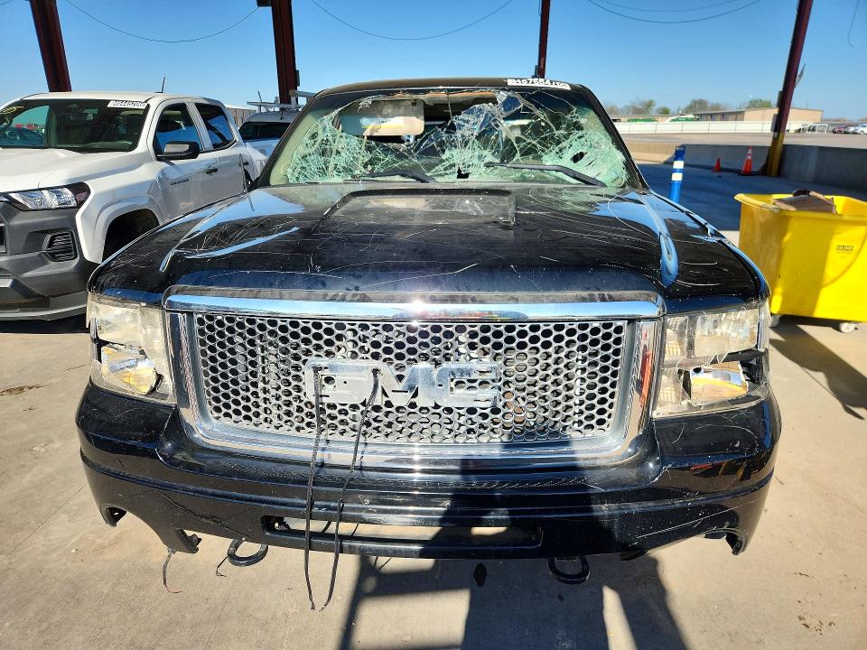 46755476 :رقم المزاد ، 3GTP1XE21BG111847 vin ، 2011 Gmc Sierra مزاد بيع