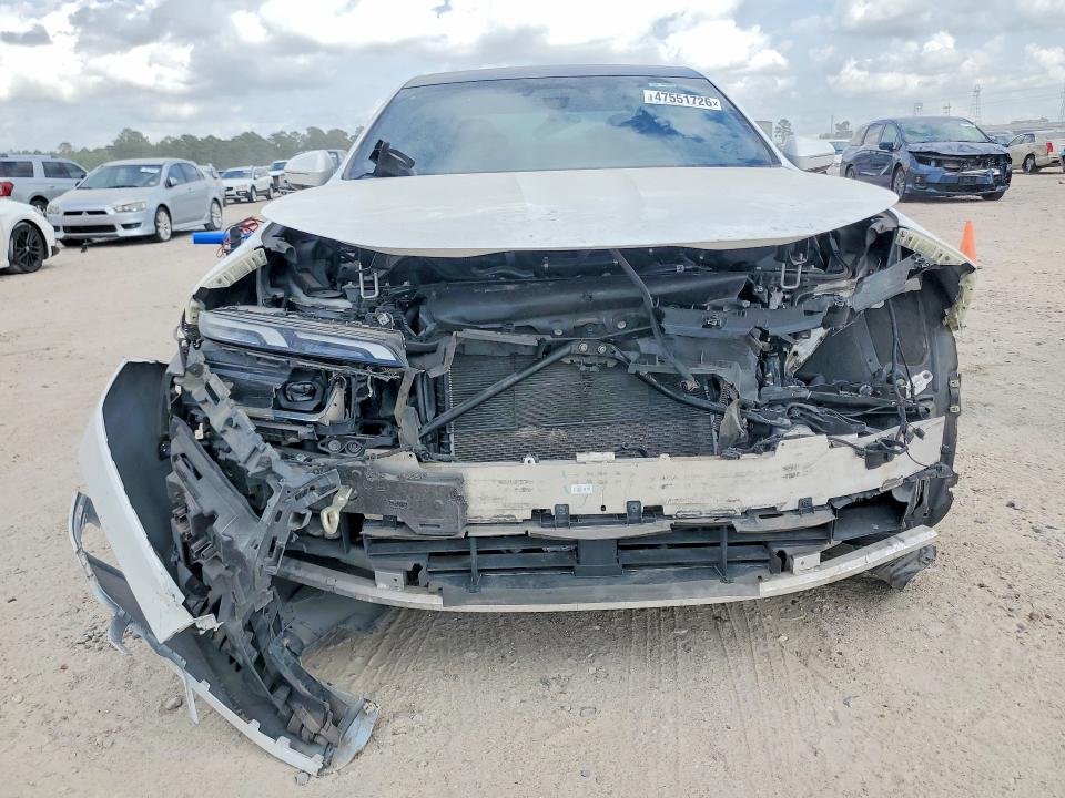 47551726 :رقم المزاد ، WBA33EJ09PCM55158 vin ، 2023 Bmw 760 مزاد بيع