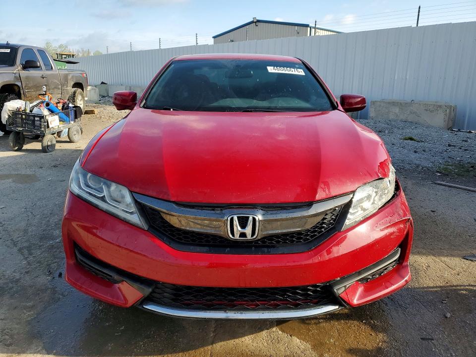 48086676 :رقم المزاد ، 1HGCT1B73HA009450 vin ، 2017 Honda Accord مزاد بيع