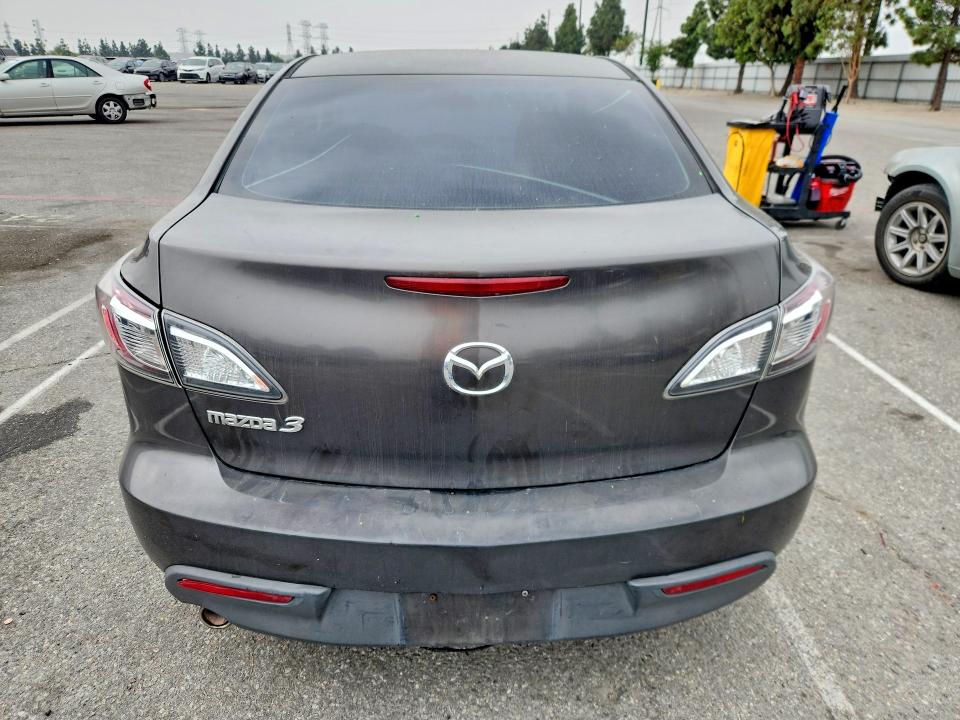 2011 Mazda 3 მანქანა იყიდება აუქციონზე, vin: JM1BL1VG1B1387277, აუქციონის ნომერი: 47764976