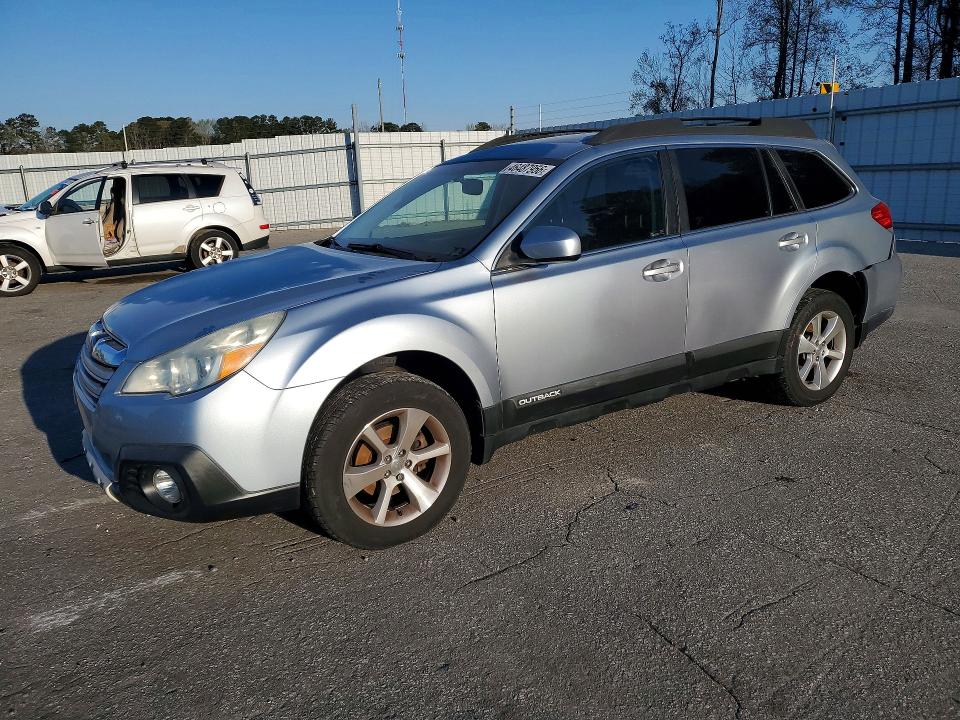 Auction sale of the 2014 Subaru Outback, vin: 4S4BRBLC5E3223152, lot number: 46487956