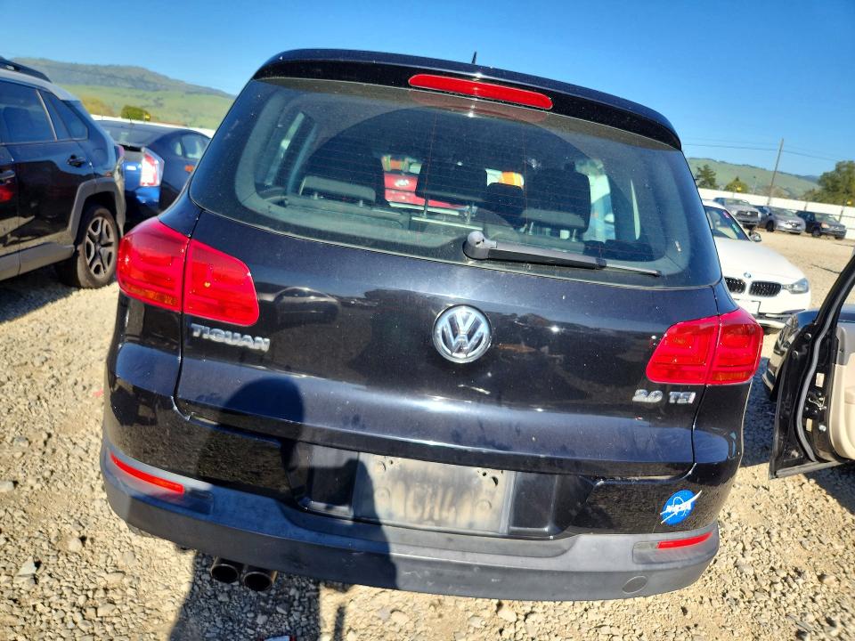 45881516 :رقم المزاد ، WVGAV3AX7DW567145 vin ، 2013 Volkswagen Tiguan مزاد بيع