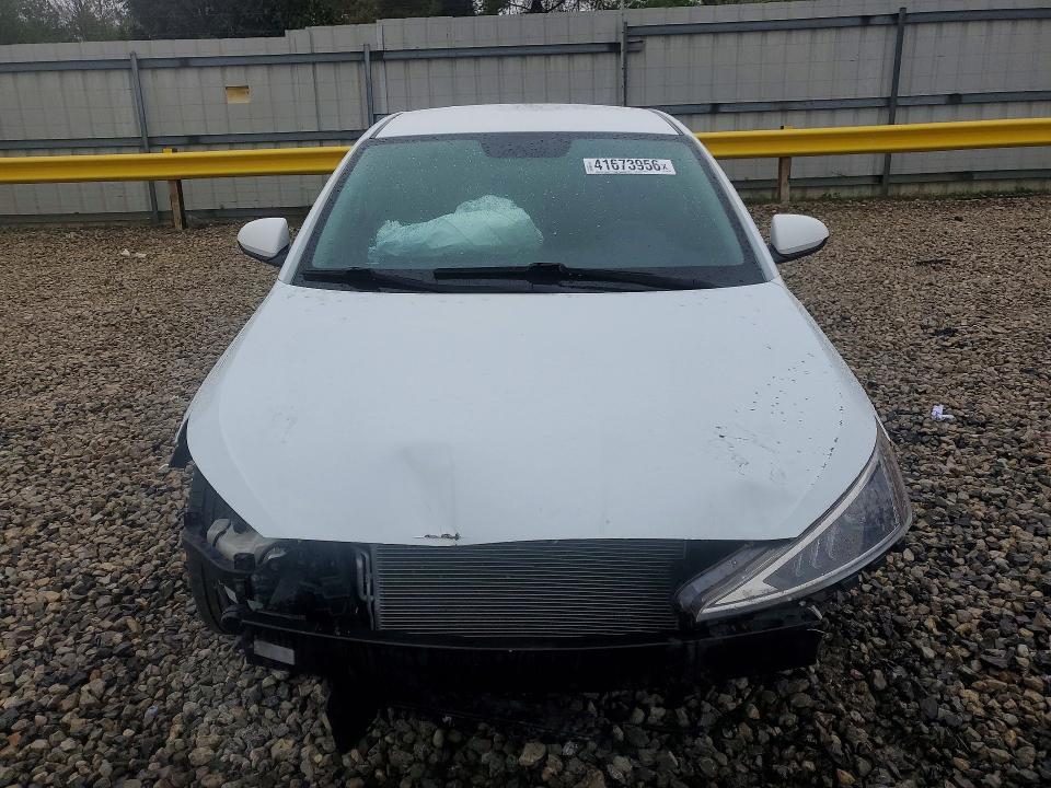 Продажа на аукционе авто 2019 Hyundai Elantra, vin: 5NPD74LF4KH439714, номер лота: 41673956