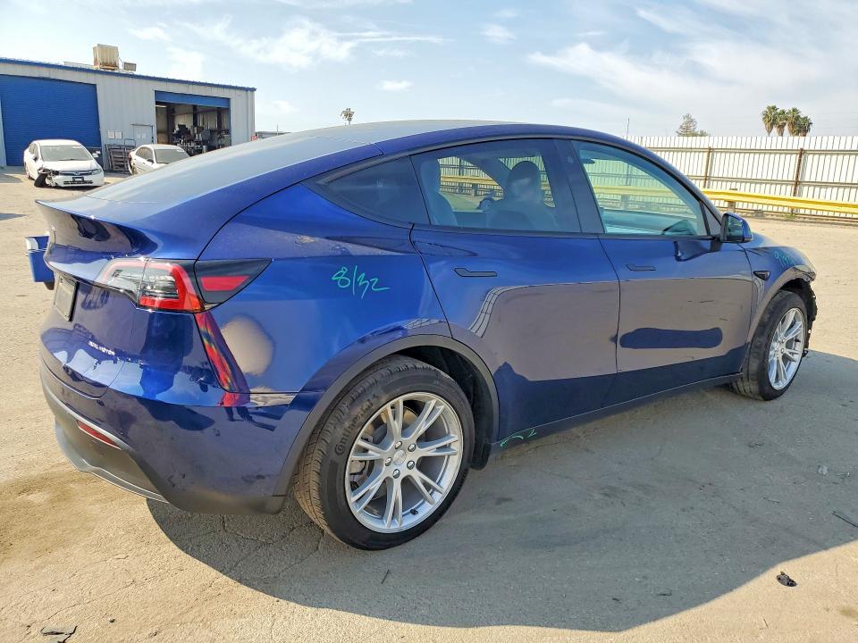 2022 Tesla Model Y მანქანა იყიდება აუქციონზე, vin: 7SAYGAEE5NF343732, აუქციონის ნომერი: 79568225