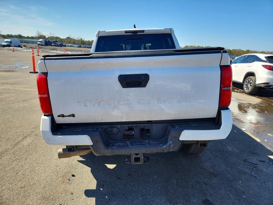 2024 Toyota Tacoma მანქანა იყიდება აუქციონზე, vin: 3TMLB5JN4RM064230, აუქციონის ნომერი: 41811796