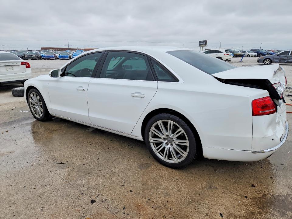 Продажа на аукционе авто 2011 Audi A8, vin: WAURVAFDXBN015746, номер лота: 41896956