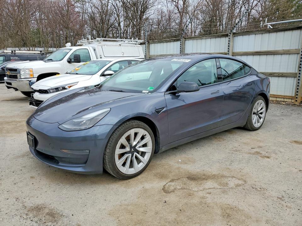 Продажа на аукционе авто 2022 Tesla Model 3, vin: 5YJ3E1EBXNF287208, номер лота: 46726806