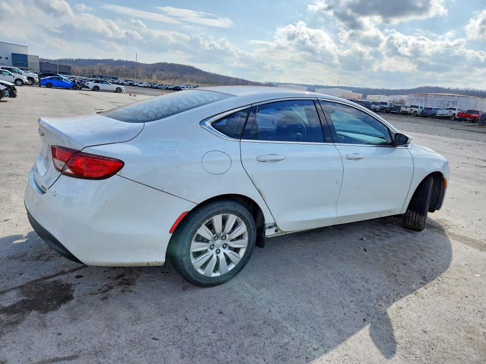 Продаж на аукціоні авто 2016 Chrysler 200, vin: 1C3CCCFB7GN120054, номер лоту: 45607946
