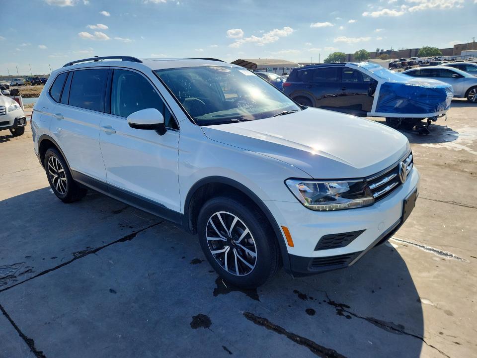 2021 Volkswagen Tiguan მანქანა იყიდება აუქციონზე, vin: 3VV3B7AX4MM029257, აუქციონის ნომერი: 47918976