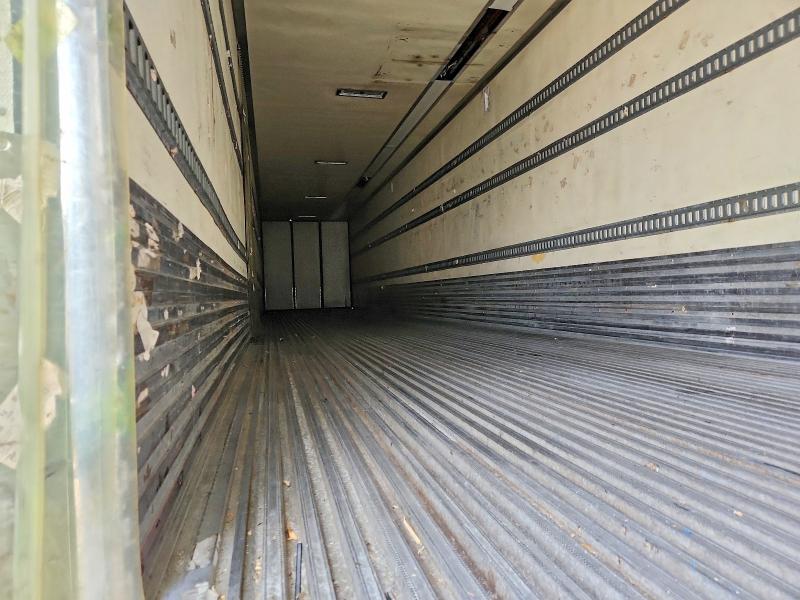 2015 Utility Trailer Manufacture Trailer მანქანა იყიდება აუქციონზე, vin: 1UYVS2533FM245005, აუქციონის ნომერი: 45865626