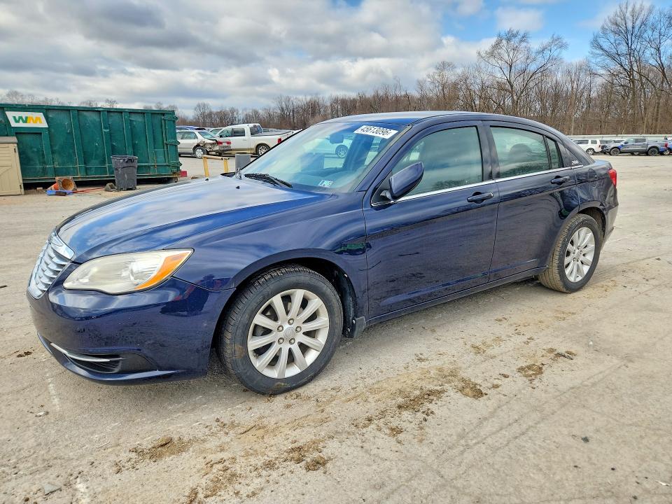 45613096 :رقم المزاد ، 1C3CCBBB4DN699130 vin ، 2013 Chrysler 200 مزاد بيع