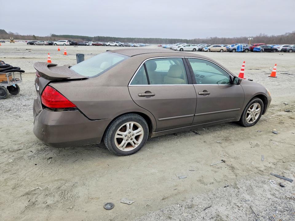 Продажа на аукционе авто 2006 Honda Accord, vin: 1HGCM56766A040784, номер лота: 79533985