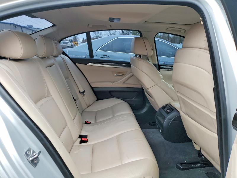 2011 Bmw 550 მანქანა იყიდება აუქციონზე, vin: WBAFU9C50BC278082, აუქციონის ნომერი: 48049986