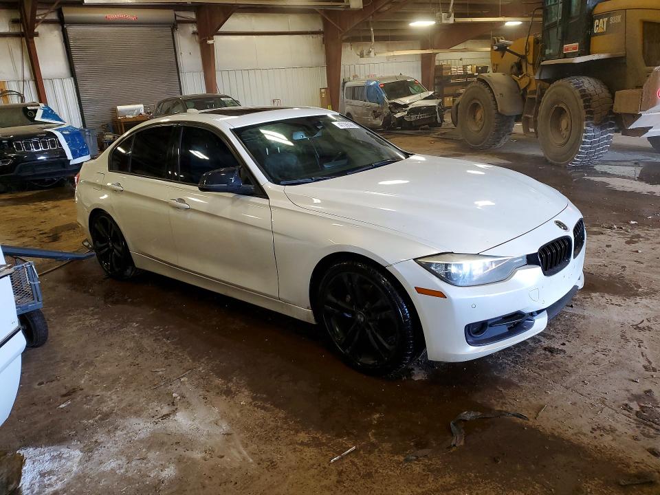 47395966 :رقم المزاد ، WBA3A5G52DNP26165 vin ، 2013 Bmw 328 مزاد بيع