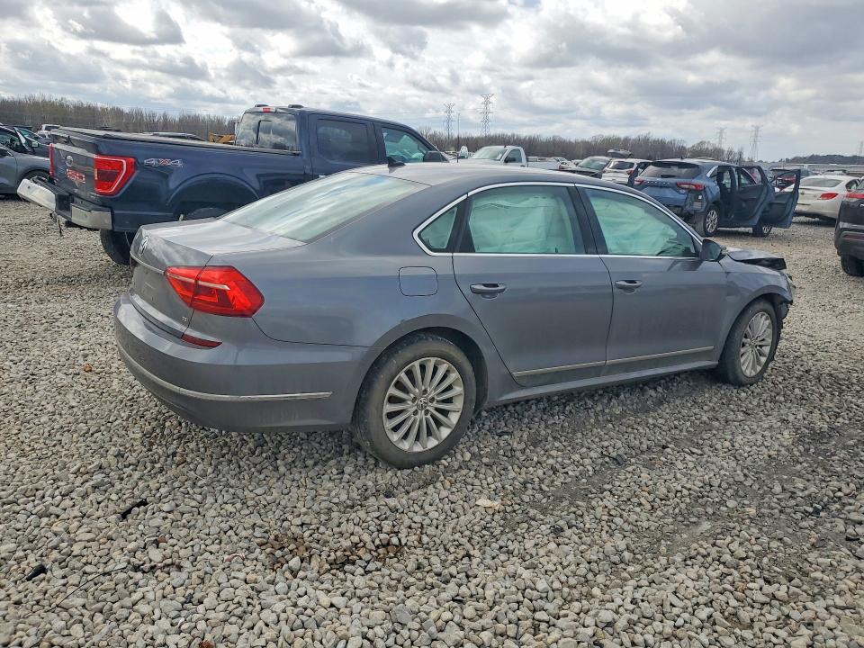 2016 Volkswagen Passat მანქანა იყიდება აუქციონზე, vin: 1VWBT7A31GC008521, აუქციონის ნომერი: 79238115