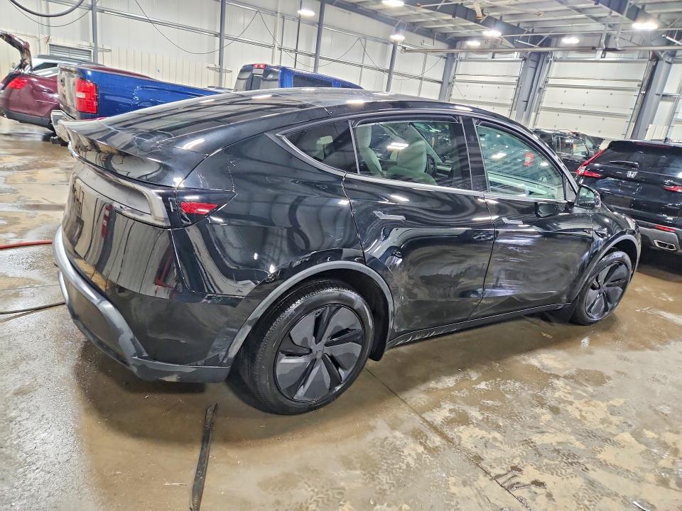 46567626 :رقم المزاد ، 7SAYGDED5TA484402 vin ، 2026 Tesla Model Y مزاد بيع