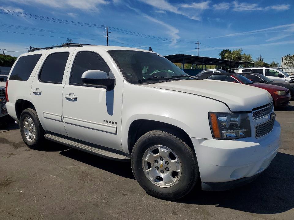 2013 Chevrolet Tahoe მანქანა იყიდება აუქციონზე, vin: 1GNSCBE09DR297735, აუქციონის ნომერი: 47039776