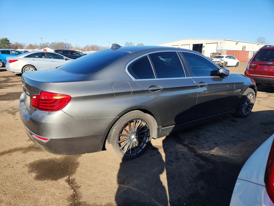 2014 Bmw 528 მანქანა იყიდება აუქციონზე, vin: WBA5A7C52ED616363, აუქციონის ნომერი: 45631096