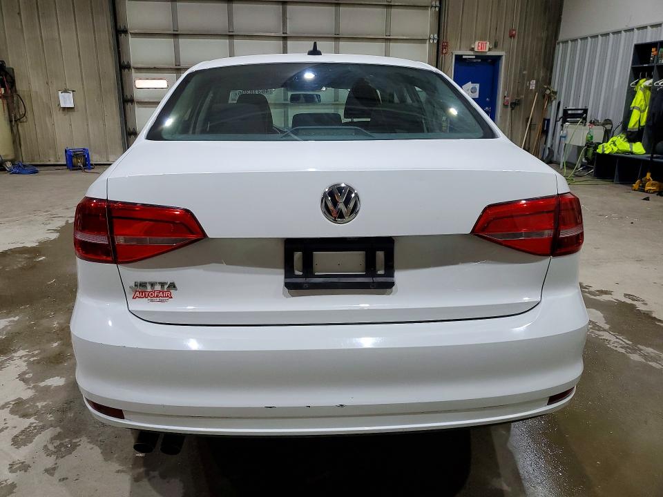 2015 Volkswagen Jetta მანქანა იყიდება აუქციონზე, vin: 3VW2K7AJ1FM202013, აუქციონის ნომერი: 46318306