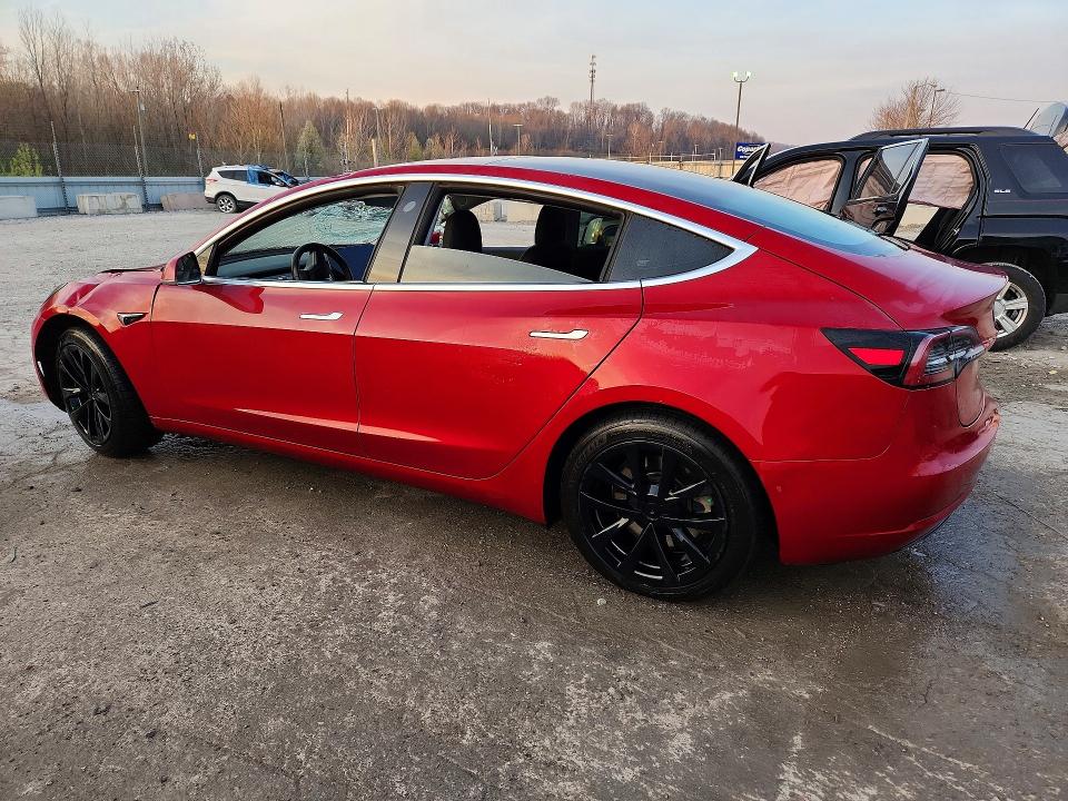 2018 Tesla Model 3 მანქანა იყიდება აუქციონზე, vin: 5YJ3E1EBXJF120020, აუქციონის ნომერი: 46579696