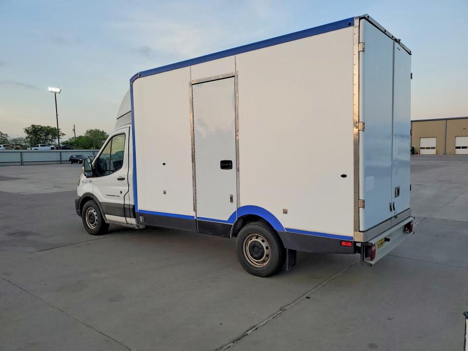46948396 :رقم المزاد ، 1FDBW5Z89MKA96441 vin ، 2021 Ford Transit مزاد بيع