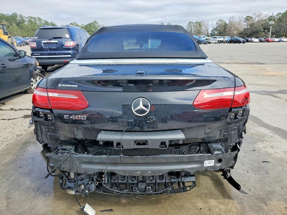 79730165 :رقم المزاد ، WDD1K6FB4JF026390 vin ، 2018 Mercedes-benz E مزاد بيع