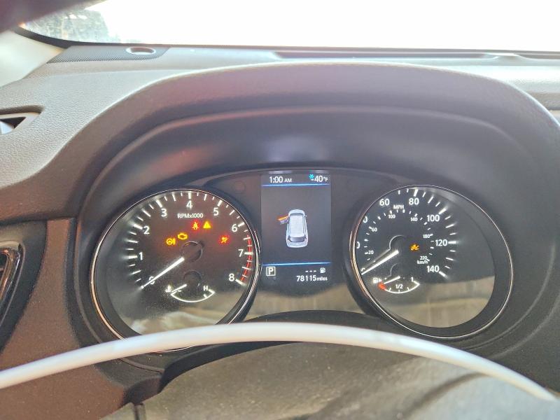 45668206 :رقم المزاد ، 5N1AT2MT8JC852247 vin ، 2018 Nissan Rogue مزاد بيع