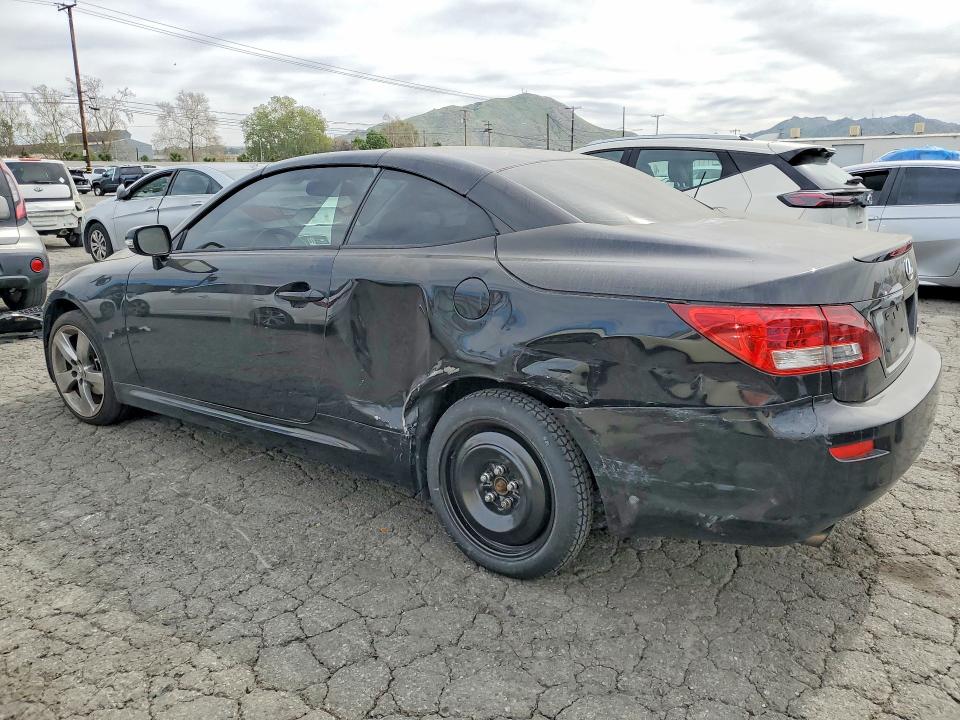 41814996 :رقم المزاد ، JTHFF2C2XB2514820 vin ، 2011 Lexus Is 250c مزاد بيع