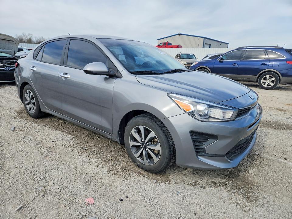 47262756 :رقم المزاد ، 3KPA24AD3ME424194 vin ، 2021 Kia Rio مزاد بيع
