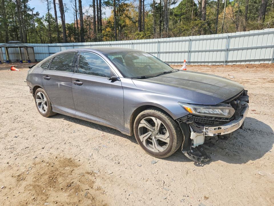 2018 Honda Accord მანქანა იყიდება აუქციონზე, vin: 1HGCV1F5XJA090696, აუქციონის ნომერი: 47666756