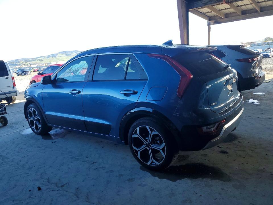 2024 Kia Niro მანქანა იყიდება აუქციონზე, vin: KNDCT3LE8R5182625, აუქციონის ნომერი: 79658005