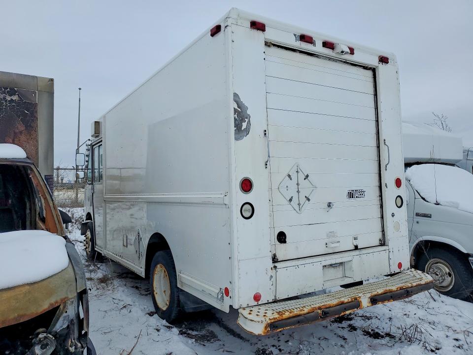 Auction sale of the 2005 Freightliner Chassis, vin: 4UZAANBW65CU21349, lot number: 77104655