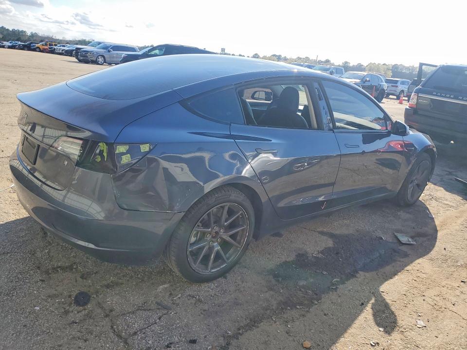 Продажа на аукционе авто 2023 Tesla Model 3, vin: 5YJ3E1EAXPF382233, номер лота: 79938745