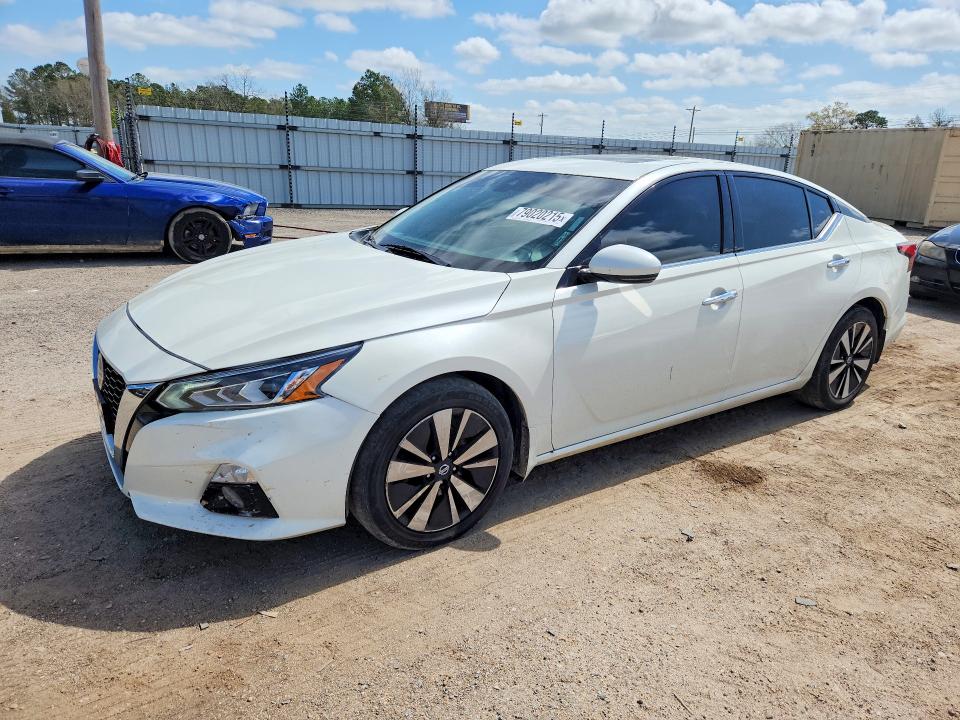 Продажа на аукционе авто 2020 Nissan Altima, vin: 1N4BL4DV5LN323017, номер лота: 79020215