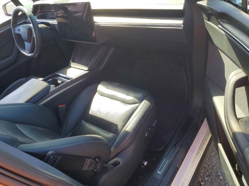 45513086 :رقم المزاد ، 7SAXCDE51NF336981 vin ، 2022 Tesla Model X مزاد بيع