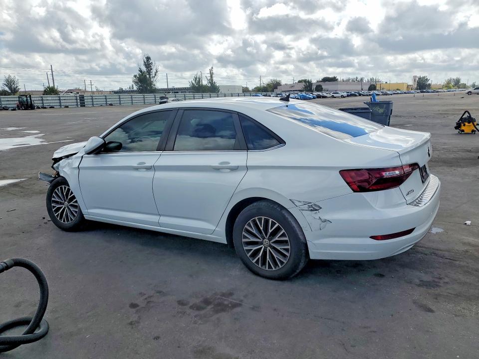 79593215 :رقم المزاد ، 3VWC57BU3MM021271 vin ، 2021 Volkswagen Jetta مزاد بيع