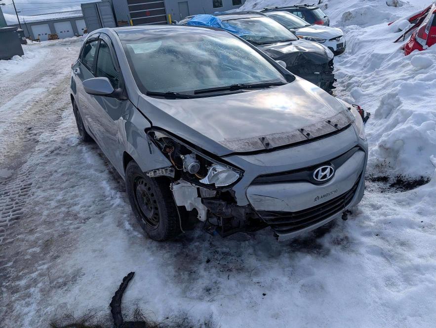 2015 Hyundai Elantra Gt მანქანა იყიდება აუქციონზე, vin: KMHD35LH6FU239380, აუქციონის ნომერი: 79639835