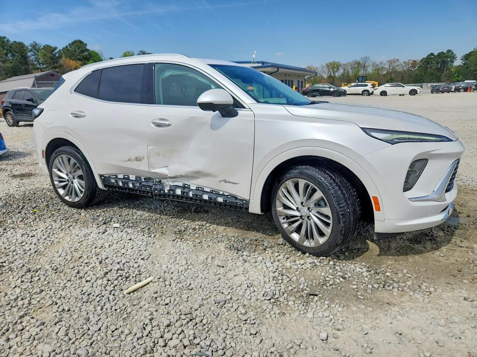Продаж на аукціоні авто 2025 Buick Envision, vin: LRBFZME40SD030273, номер лоту: 47000196