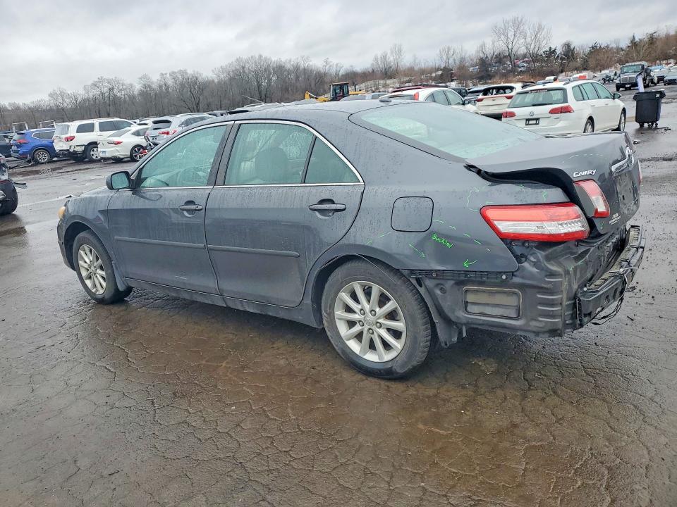 2010 Toyota Camry მანქანა იყიდება აუქციონზე, vin: 4T1BF3EK9AU526443, აუქციონის ნომერი: 79885795