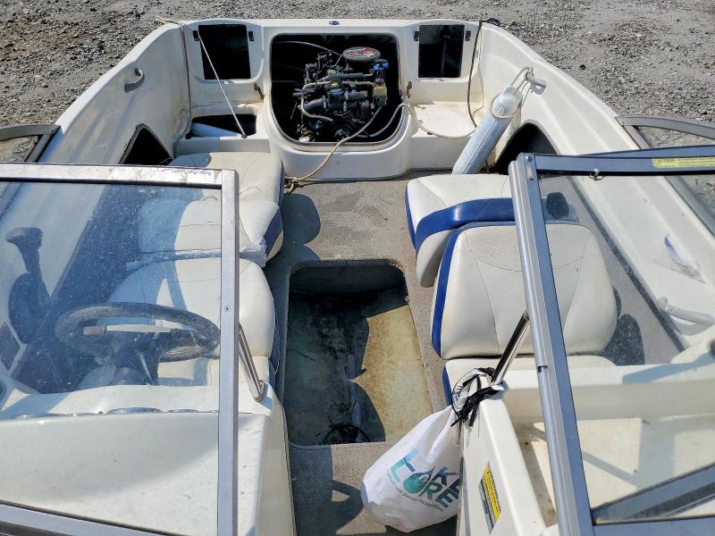 2005 Bayliner Capri მანქანა იყიდება აუქციონზე, vin: BBB72RCUC505, აუქციონის ნომერი: 45762376