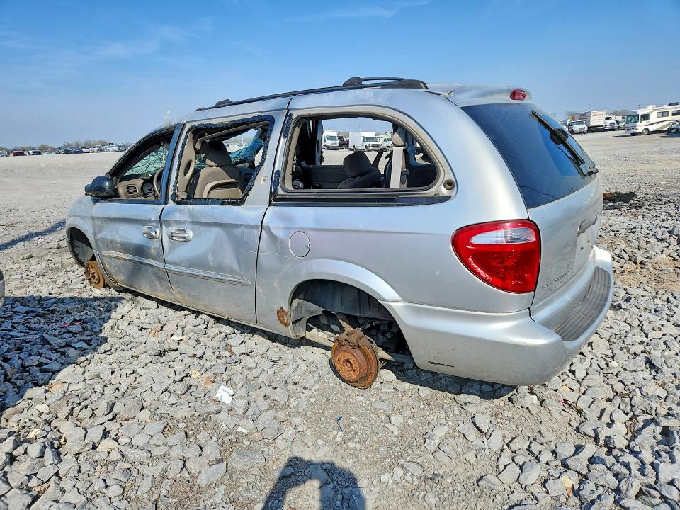 2003 Chrysler Town & Country მანქანა იყიდება აუქციონზე, vin: 2C4GP44L13R374598, აუქციონის ნომერი: 47415306