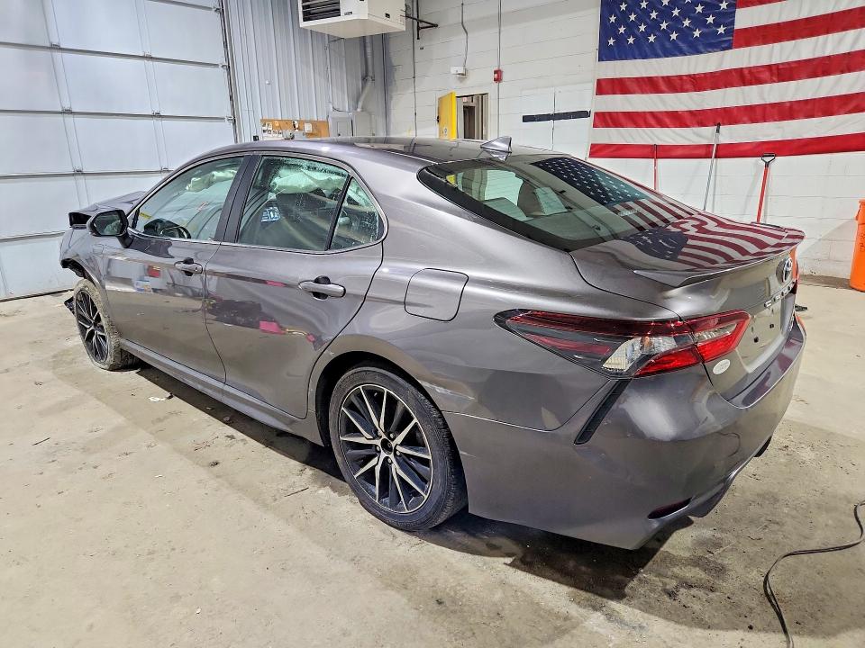 46143806 :رقم المزاد ، 4T1G11BK7PU105486 vin ، 2023 Toyota Camry مزاد بيع