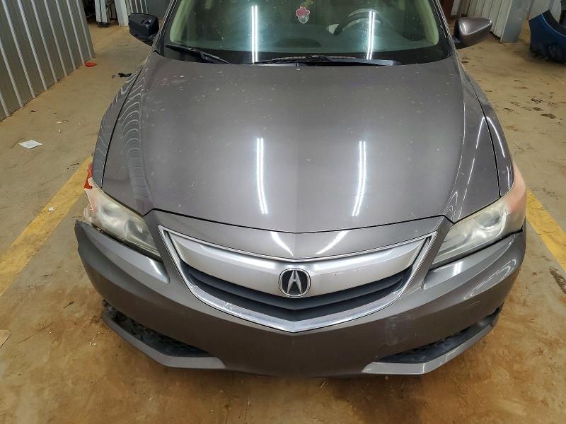 47116496 :رقم المزاد ، 19VDE1F77DE011631 vin ، 2013 Acura Ilx مزاد بيع