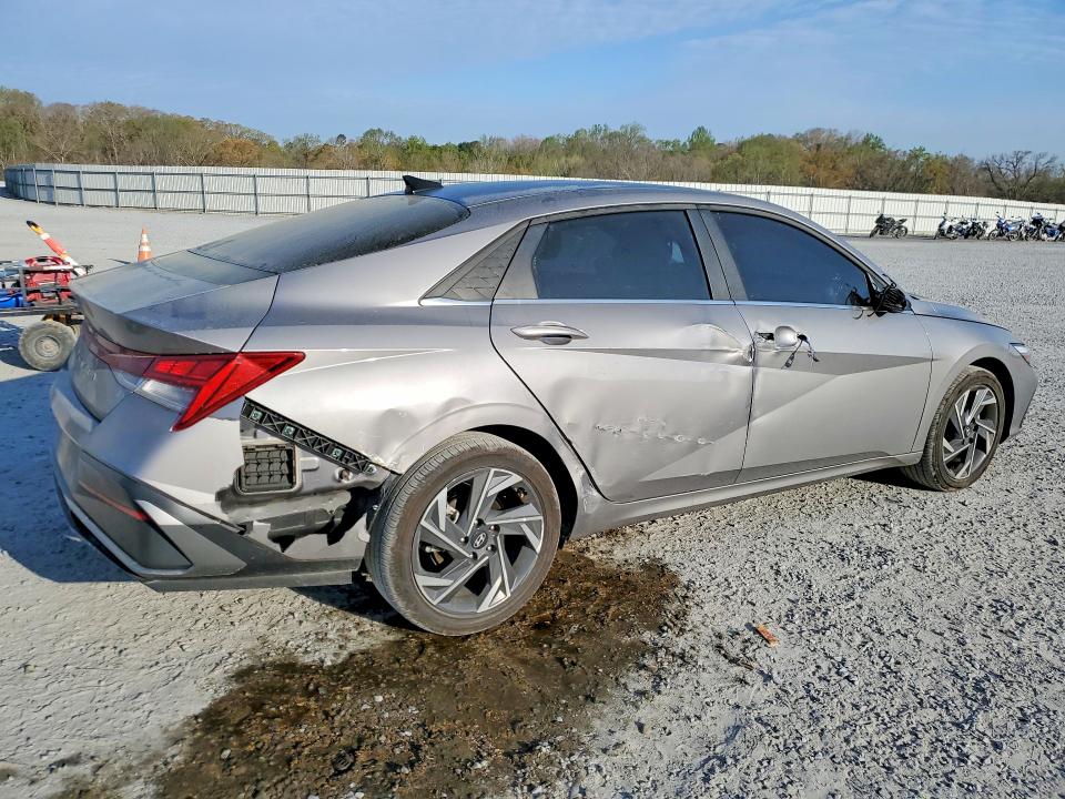 2025 Hyundai Elantra მანქანა იყიდება აუქციონზე, vin: KMHLS4DG7SU943967, აუქციონის ნომერი: 47528526