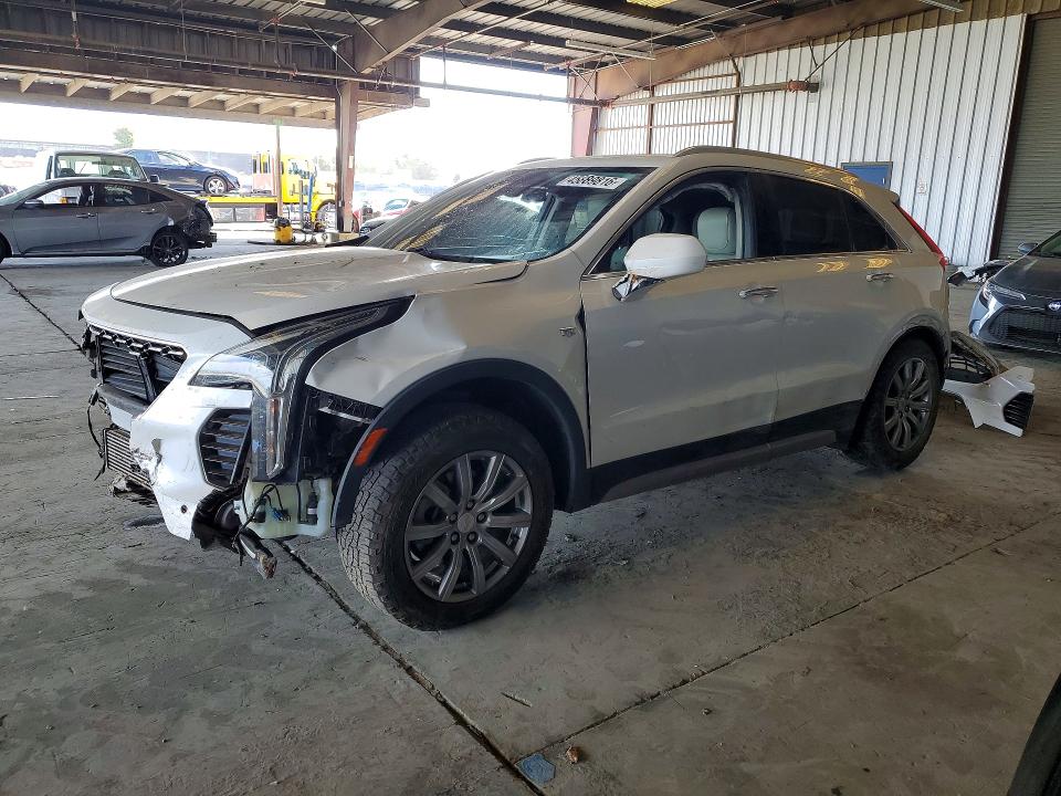 45889816 :رقم المزاد ، 1GYFZDR43LF028867 vin ، 2020 Cadillac Xt4 مزاد بيع