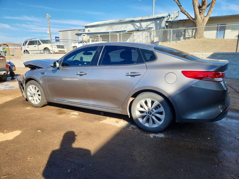 2018 Kia Optima მანქანა იყიდება აუქციონზე, vin: 5XXGU4L30JG215202, აუქციონის ნომერი: 79216595