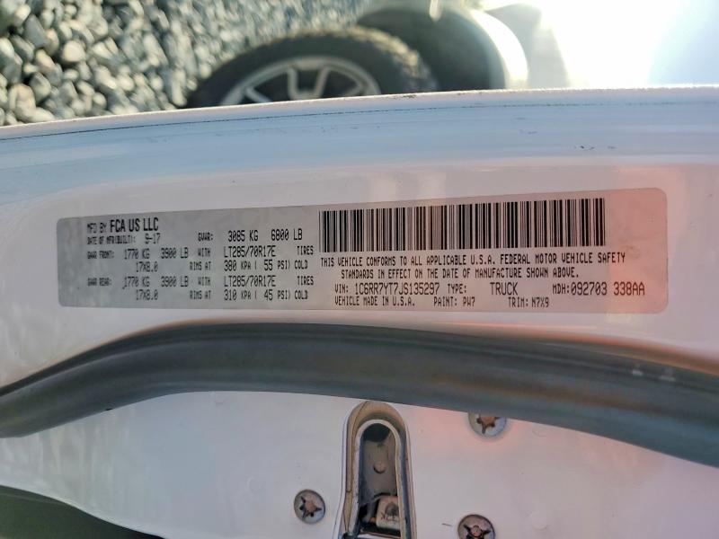 Продажа на аукционе авто 2018 Ram 1500, vin: 1C6RR7YT7JS135297, номер лота: 48121816
