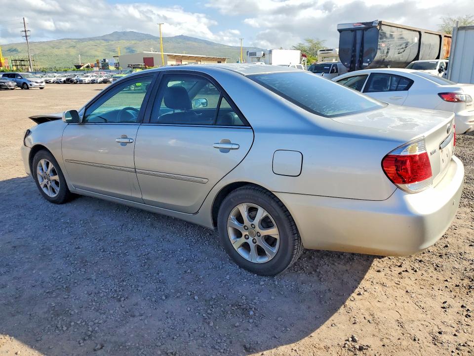 48004366 :رقم المزاد ، 4T1BF30K46U118785 vin ، 2006 Toyota Camry مزاد بيع